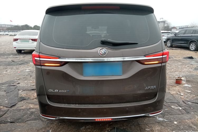 Used Buick GL8 2023 Land Executive Class Comfort Model
