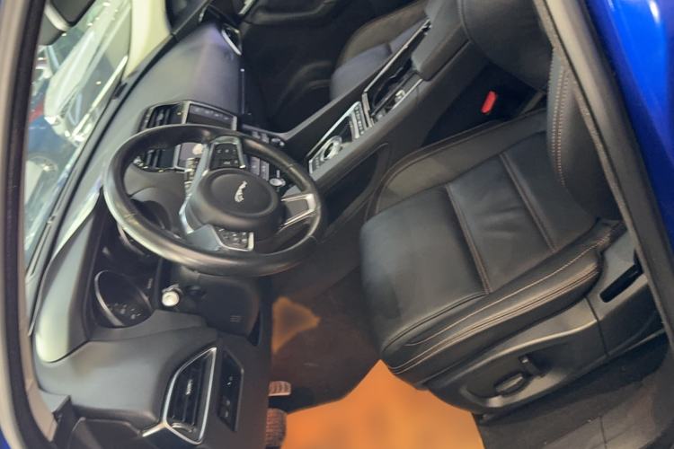 Used Jaguar F-PACE 2018 2.0T Four-Wheel Drive Urban Luxury Edition
