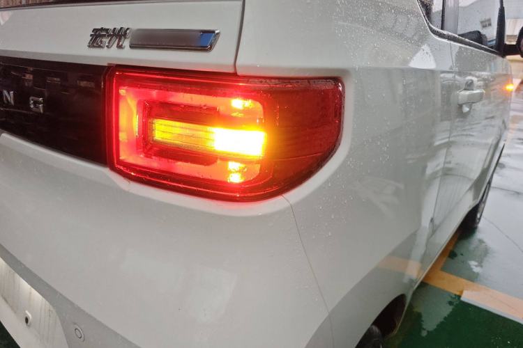 Used Wuling Hongguang MINIEV 2022 Easy Version Lithium Iron Phosphate
