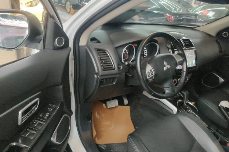 Used Mitsubishi ASX 2018 2.0L CVT Two-Wheel Drive Deluxe Edition