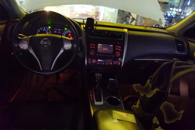 Used Nissan Teana 2015 2.0L XL Upper Champions League Tech Edition
