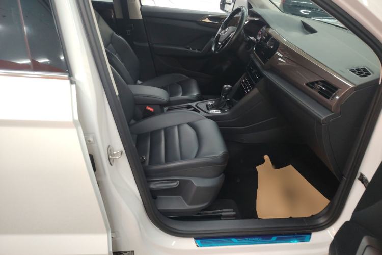 Used Volkswagen Tharu 2021 280TSI Two-Wheel-Drive Luxury Edition
