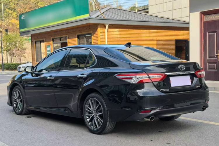 Used Toyota Camry 2021 2.5G Luxury Edition
