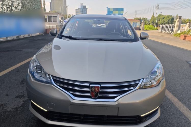 Used Roewe 360 2015 1.5L manual luxury edition

