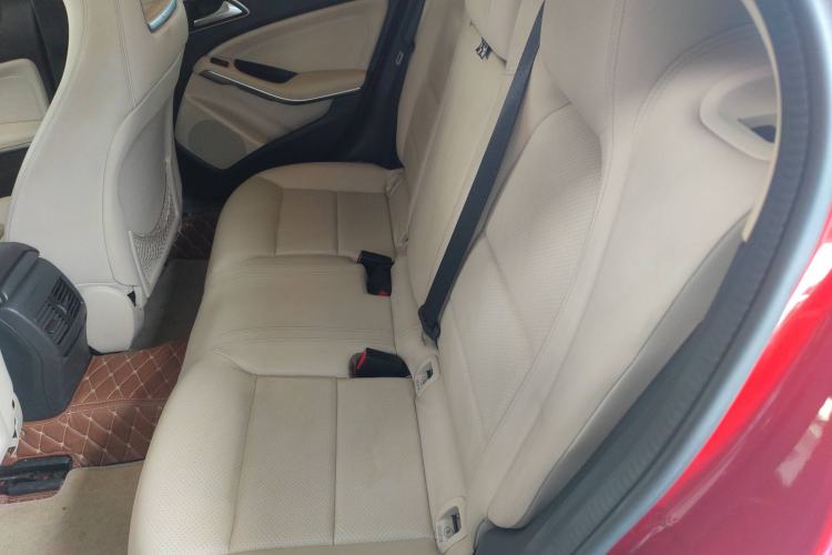 Used Mercedes-Benz GLA 2015 GLA 200 Fashion Model