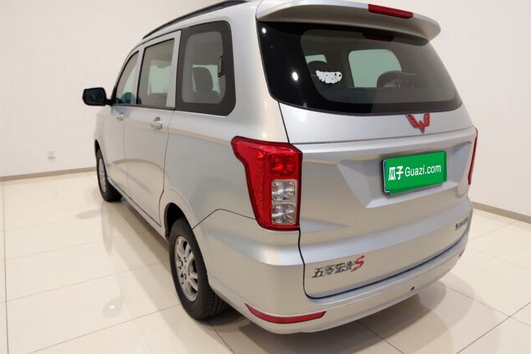 Used Wuling Hongguang 2021 1.5L S Standard Version LAR