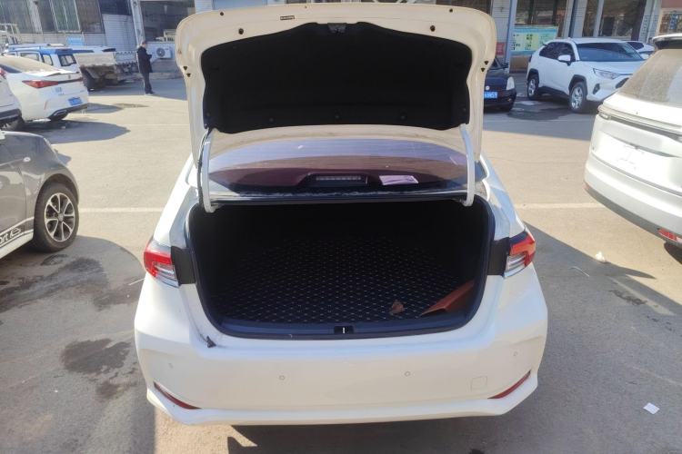 Used Toyota Corolla 2021 Dual-Motor 1.8L E-CVT Elite Edition
