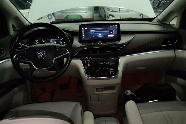 Used Buick GL8 2022 Land Executive Class 652T Prestige Model