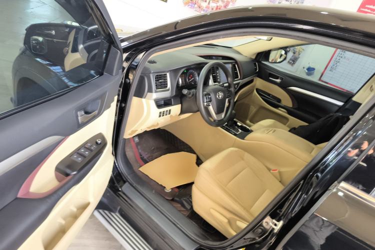 Used Toyota Highlander 2015 2.0T Four-Wheel Drive Elite Edition 7-Seater