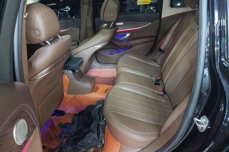 Used Mercedes-Benz E-Class New Energy 2022 Facelift E 350 e L Plug-in Hybrid Sedan
