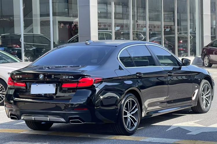 Used BMW 5 Series 2022 Restyled 525Li M Sport Package
