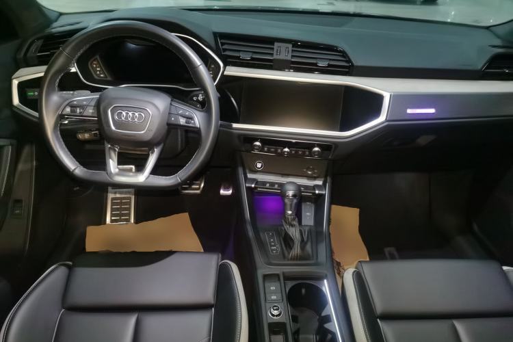 Used Audi Q3 2024 35 TFSI Fashion Dynamic Edition
