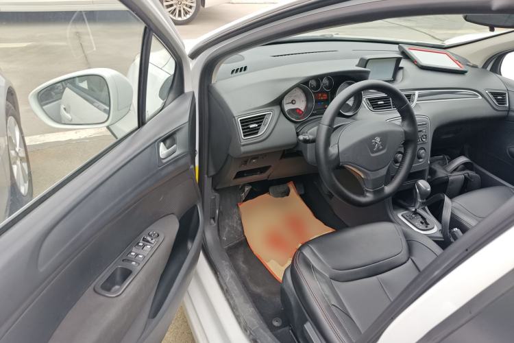 Used Peugeot 308 2014 Enjoy Edition Classic 1.6L Automatic Premium Model
