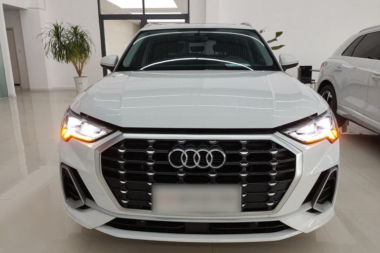 Used Audi Q3 2023 35 TFSI Fashion Dynamic Model (1.5T)
