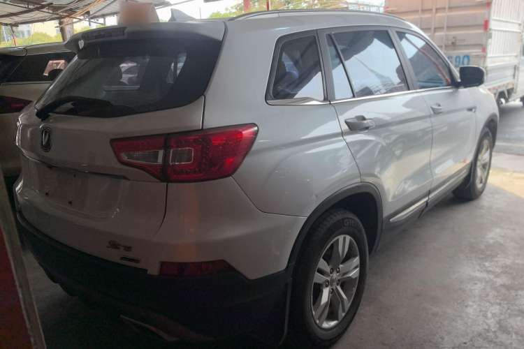 Used Changan CS75 2016 1.5T Manual Excellence Model
