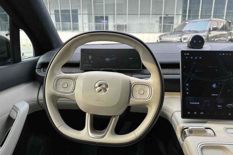 Used Nio ES6 2024 75 kWh
