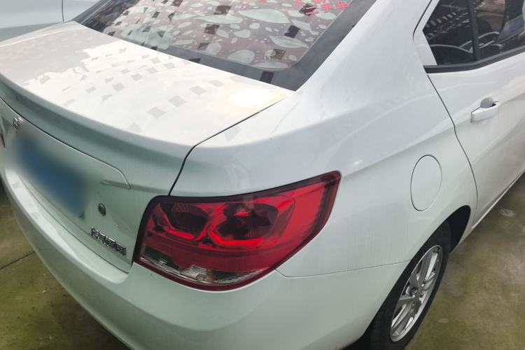 Used Chevrolet Sail 2015 Sail 3 1.5L AMT Happiness Sunroof Edition
