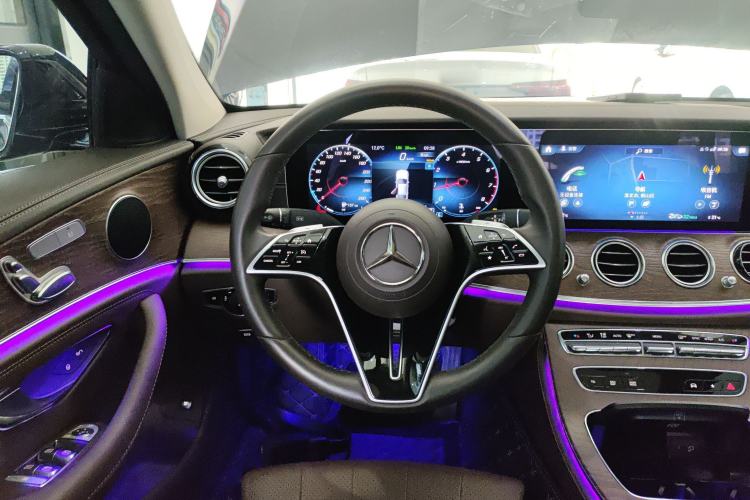 Used Mercedes-Benz E-Class 2023 Facelift E 260 L
