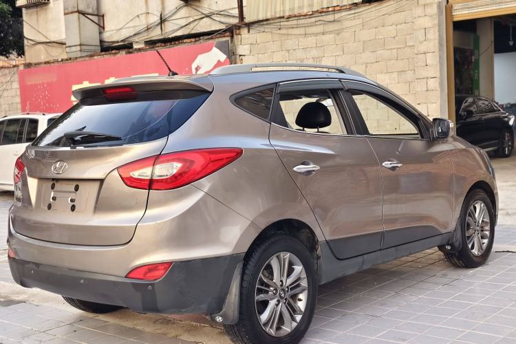 Used Hyundai ix35 2015 2.0L Automatic 2WD Smart Version China V Standard
