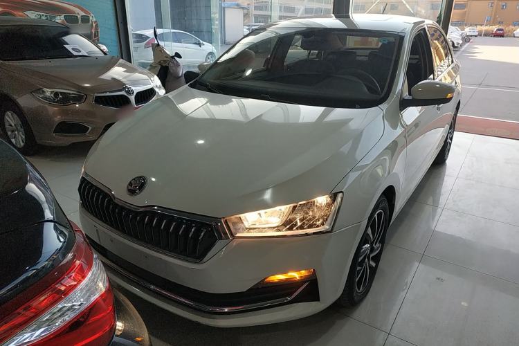 Used Skoda Rapid 2022 1.5L Automatic Comfort Edition
