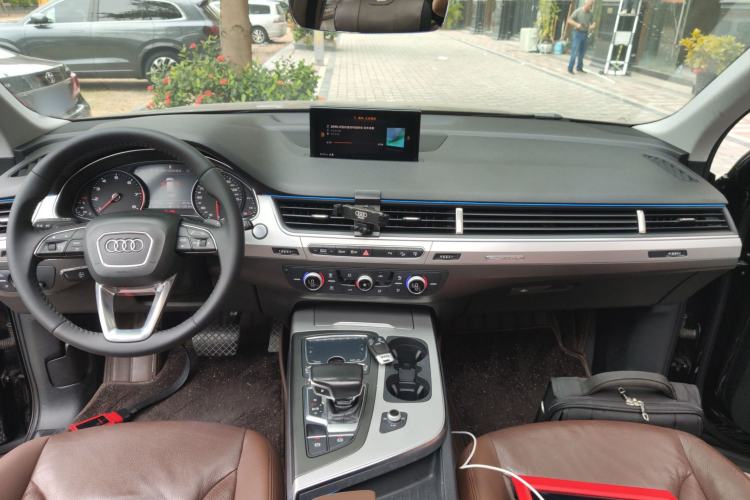 Used Audi Q7 2016 40 TFSI Comfort Model