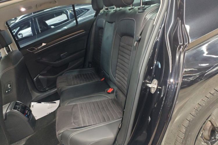 Used Volkswagen Magotan 2020 330TSI DSG Leading Model
