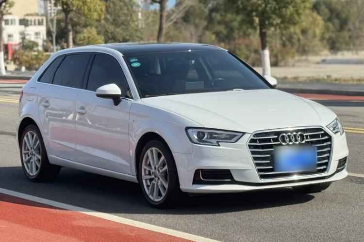Used Audi A3 2020 Restyled Sportback 35 TFSI Entry-Level China VI Emission Standard
