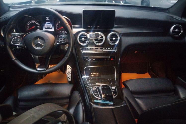 Used Mercedes-Benz GLC 2017 GLC 260 4MATIC Luxury Model