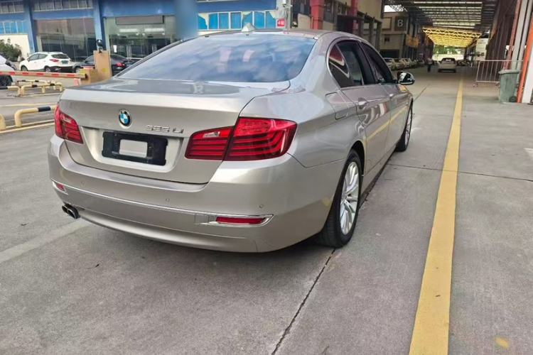 Used BMW 5 Series 2014 525Li Luxury Design Package
