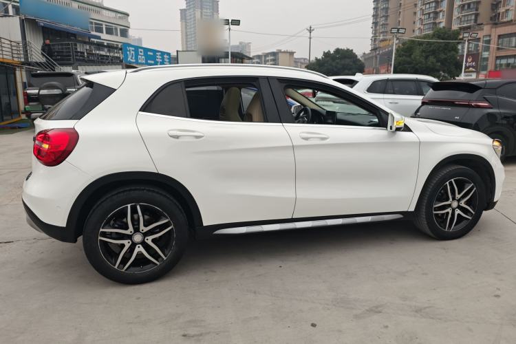 Used Mercedes-Benz GLA 2016 GLA 200 Fashion Model
