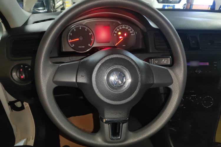 Used Volkswagen Santana 2015 1.4L Manual Fashion Edition
