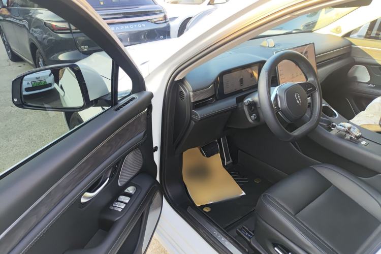 Used Hima AITO M5 2022 Extended-Range Four-Wheel Drive Performance Version
