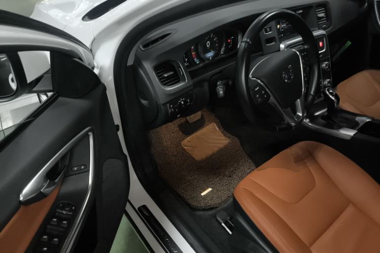 Used Volvo S60 2014 S60L T5 Intelligent Drive Edition