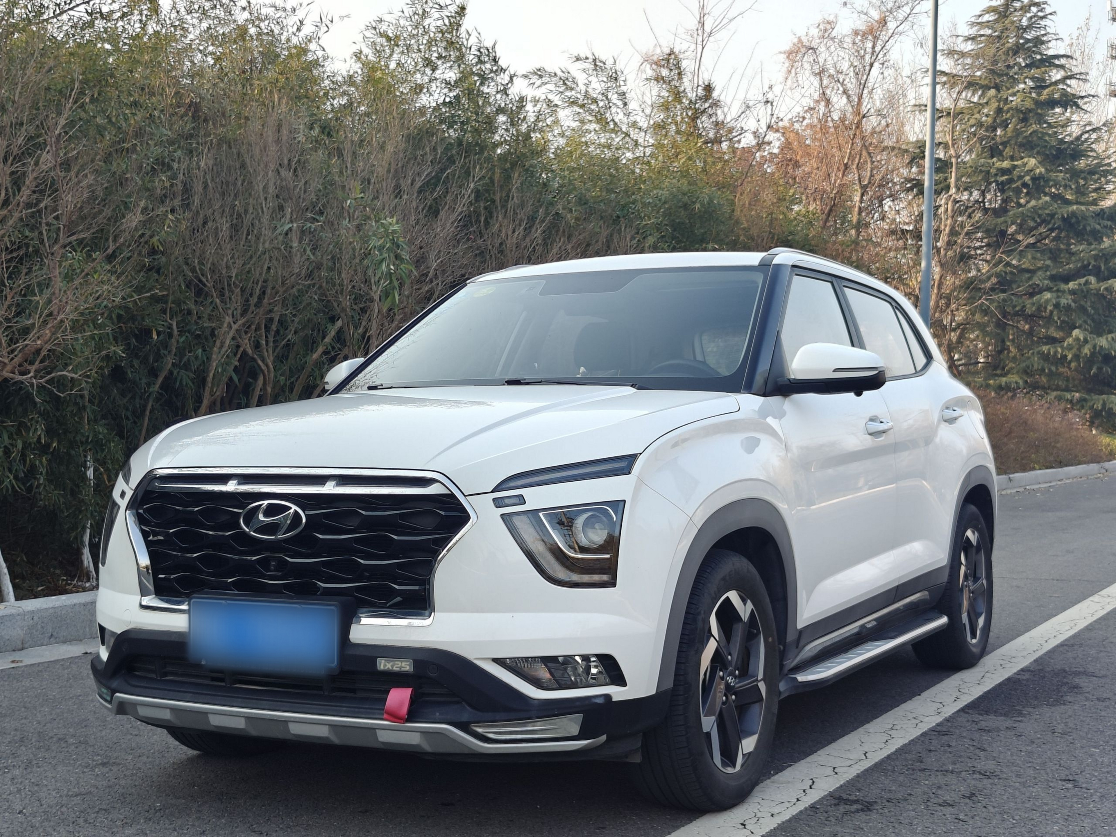 Под передней частью автомобиля