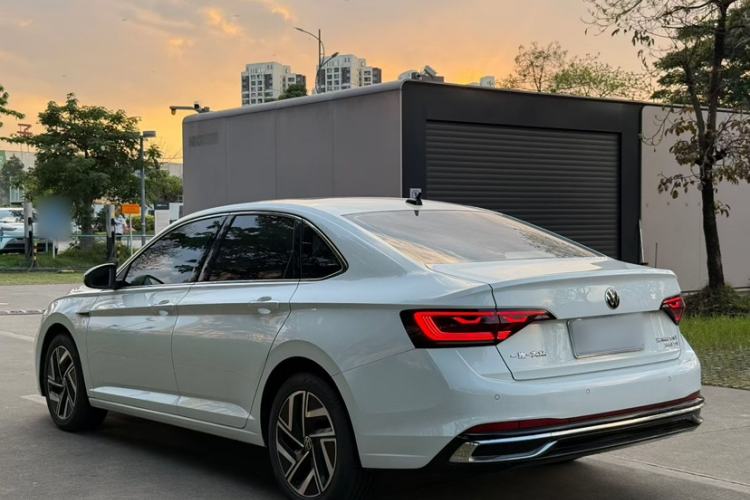 Used Volkswagen Sagitar 2023 300TSI DSG Excellence Edition
