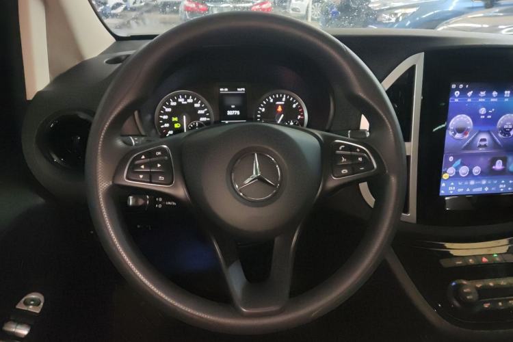 Used Mercedes-Benz Vito 2021 2.0T Elite Version 7 Seats