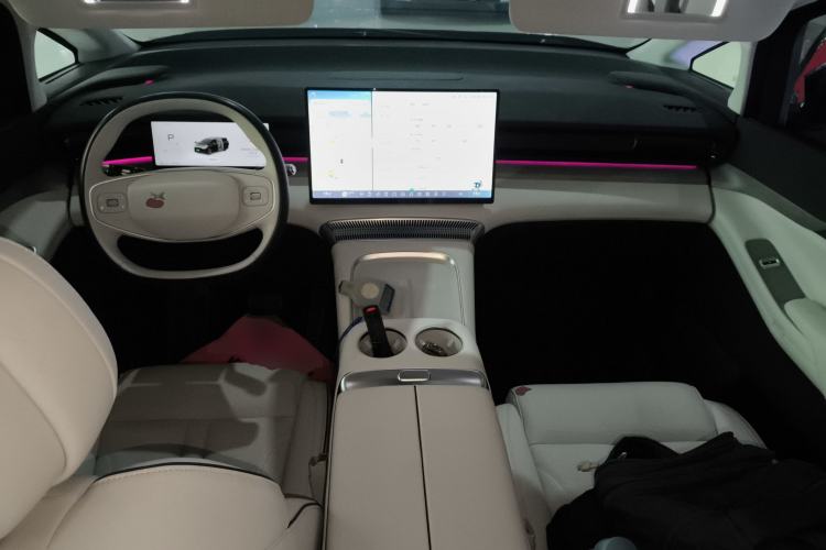 Used XPeng X9 2024 702 Ultra-Long Range Max
