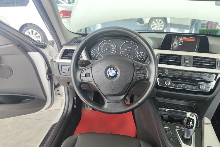 Used BMW 3 Series 2016 320Li Fashion Model
