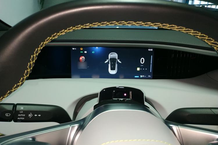 Used  11 2022 Long-Range Dual-Motor Version 4 Seats
