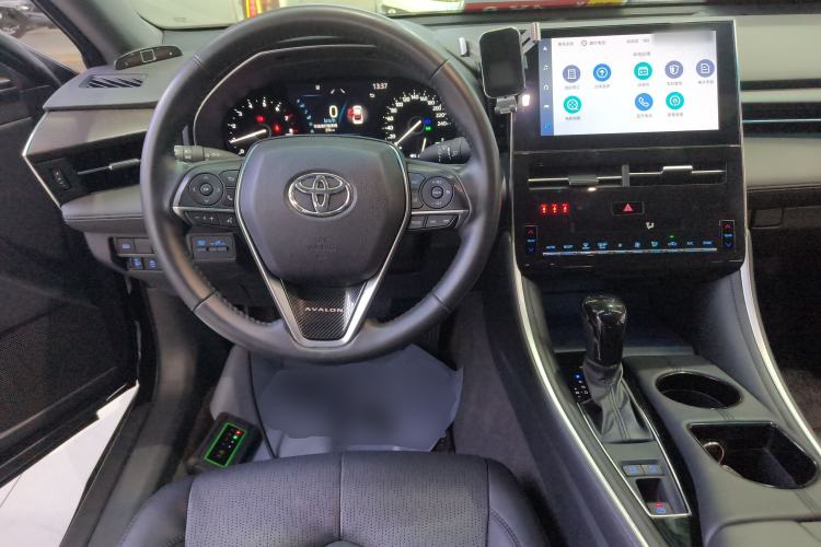 Used Toyota Avalon 2022 2.0L Luxury Edition
