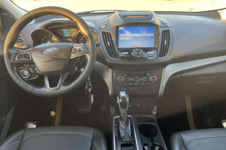 Used Ford Kuga 2018 EcoBoost 180 Two-Wheel-Drive Platinum Edition