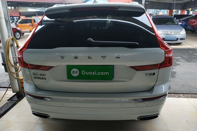 Used Volvo XC60 2021 T5 4x4 Smart Luxury Edition
