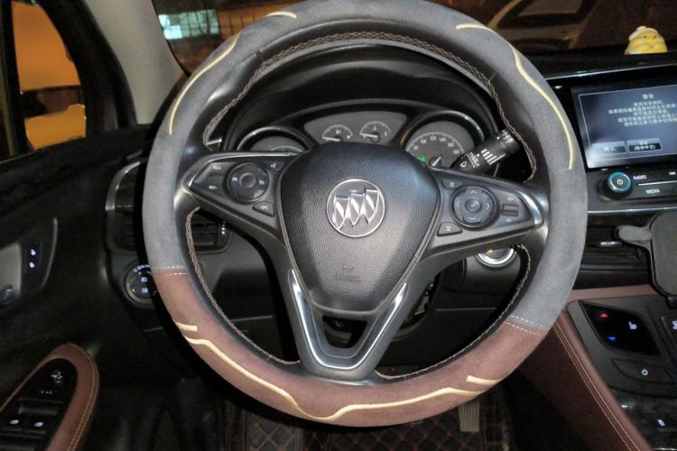 Used Buick Envision 2015 20T Two-Wheel-Drive Elite Model
