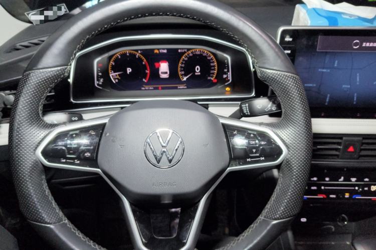 Used Volkswagen Tiguan L 2022 330TSI Automatic Two-Wheel Drive Smart Edition
