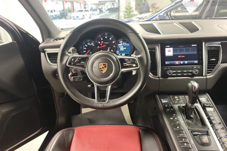 Used Porsche Macan 2017 Macan 2.0T
