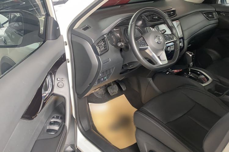 Used Nissan X-Trail 2022 2.0L Two-Wheel Drive Smart Connect & Comfort Edition
