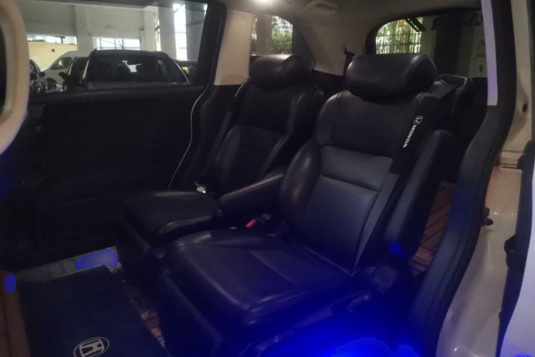 Used Honda Elysion 2016 2.4L Comfort Edition
