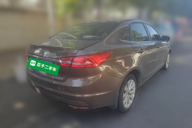 Used Ford Escort 2015 1.5L Automatic Fashion Model