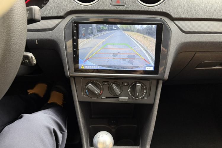 Used Volkswagen Jetta 2015 Value Edition 1.6L Manual Fashionable Style
