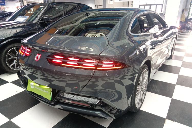 Used Denza Z9 2024 1100 km All-Wheel-Drive Ultra Version